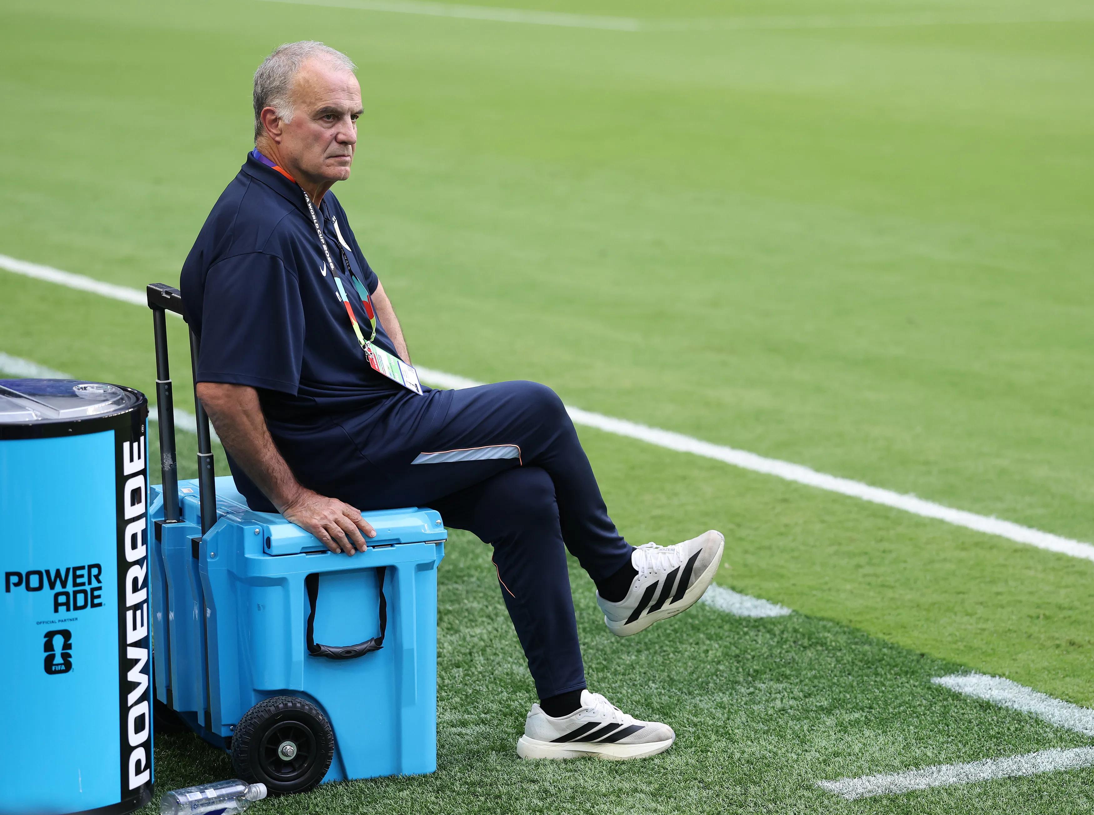 Is a single win against Spain the only thing standing between Uruguay and elimination?